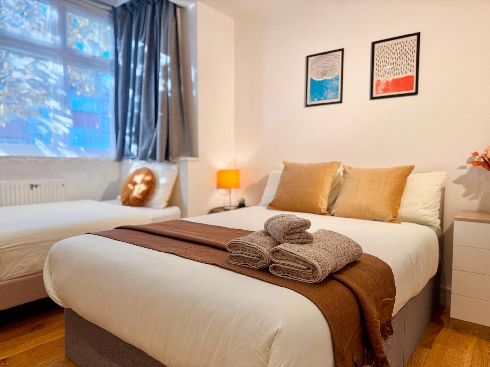 En-Suites With Free Parking 30Min To Central לונדון מראה חיצוני תמונה