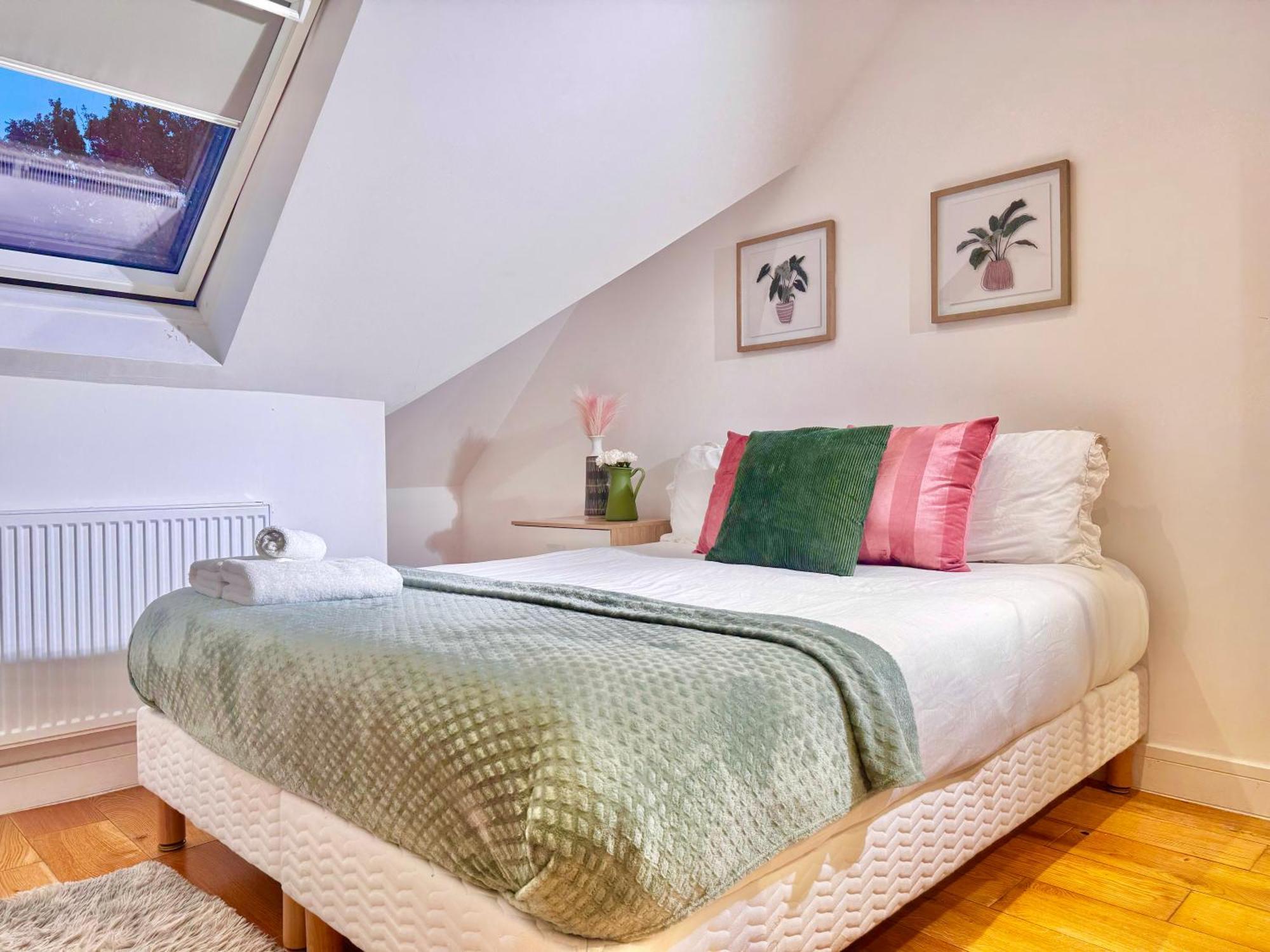 En-Suites With Free Parking 30Min To Central לונדון מראה חיצוני תמונה