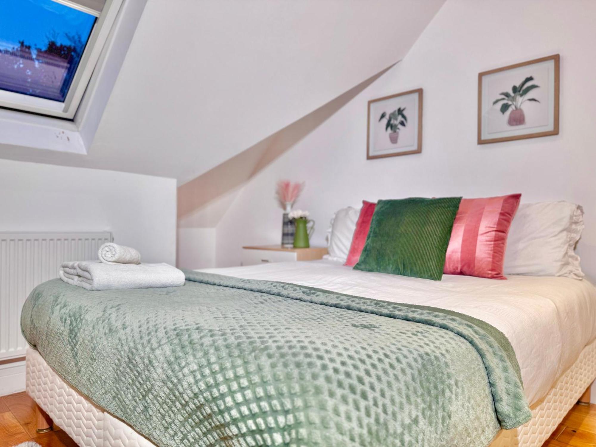 En-Suites With Free Parking 30Min To Central לונדון מראה חיצוני תמונה