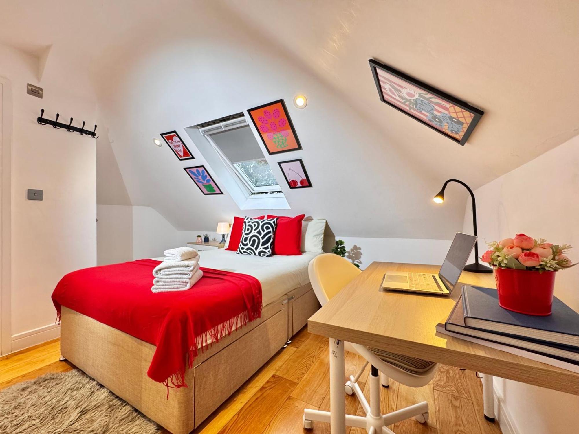 En-Suites With Free Parking 30Min To Central לונדון מראה חיצוני תמונה
