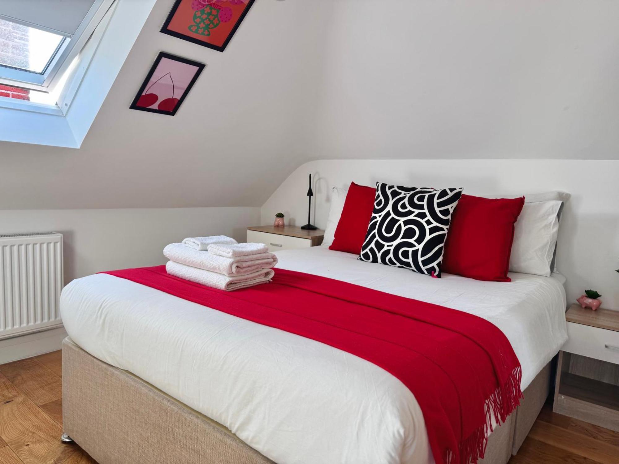En-Suites With Free Parking 30Min To Central לונדון מראה חיצוני תמונה